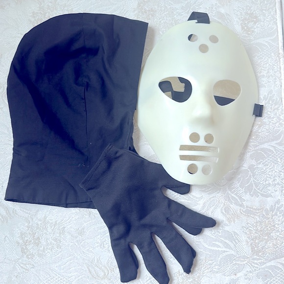 Goalie Hockey Jason Mask for Halloween Costume - Picture 2 of 3